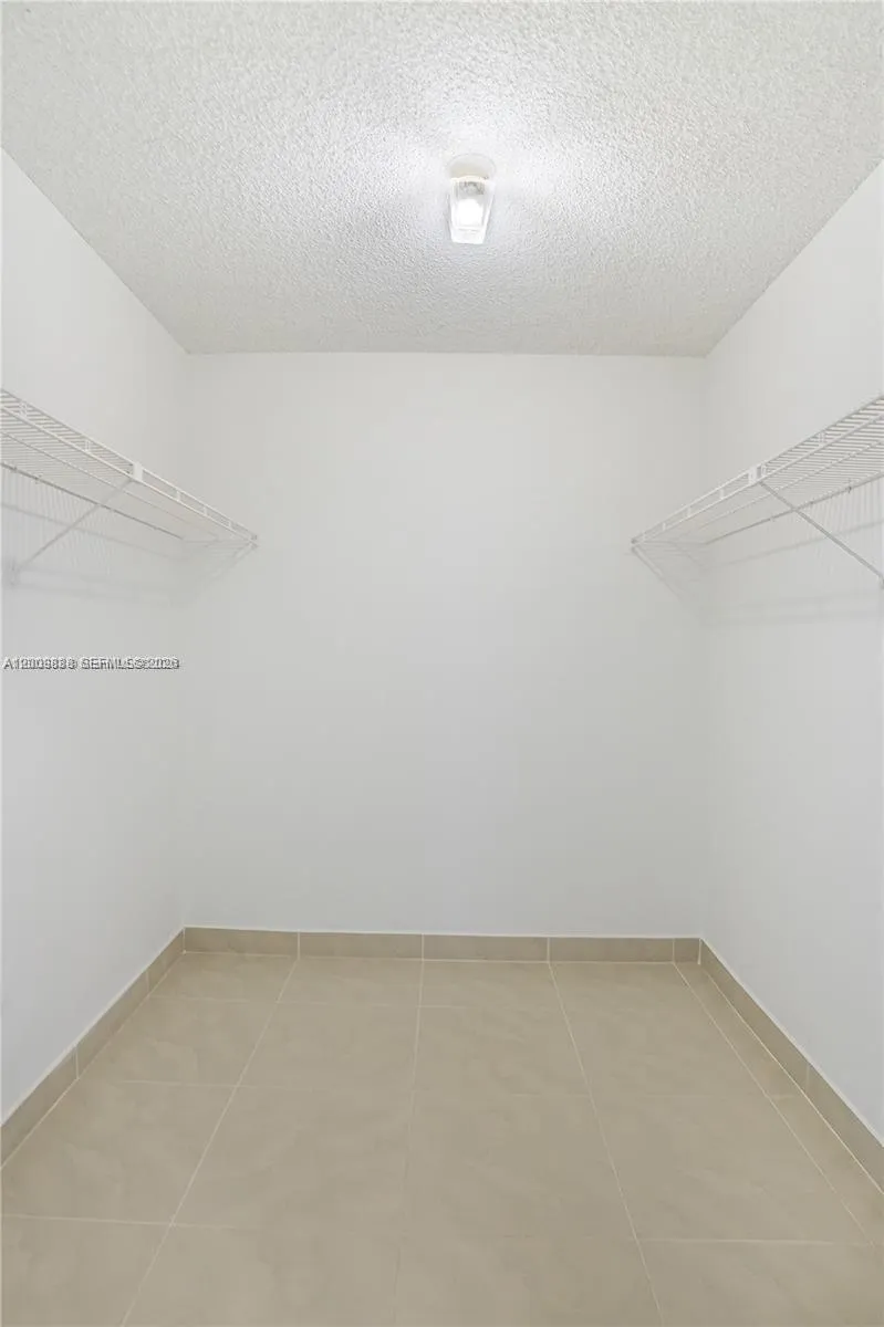 3800 S Ocean Dr #414 Hollywood, FL 33019