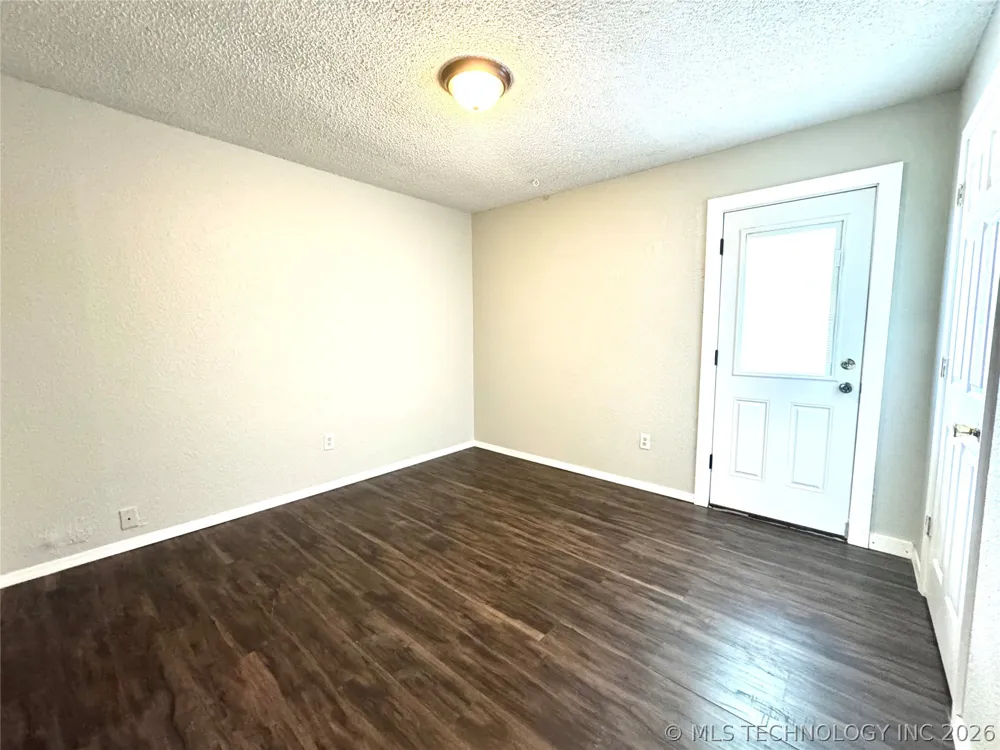 1109 Palmer Lane Eufaula, OK 74432