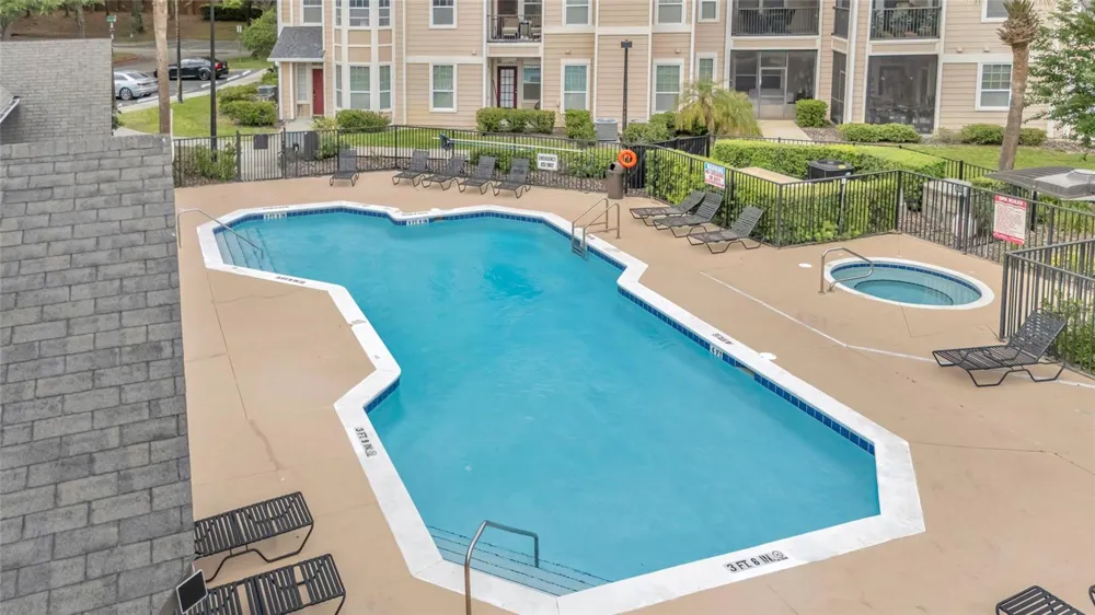 1995 ERVING CIRCLE #208 Ocoee, FL 34761