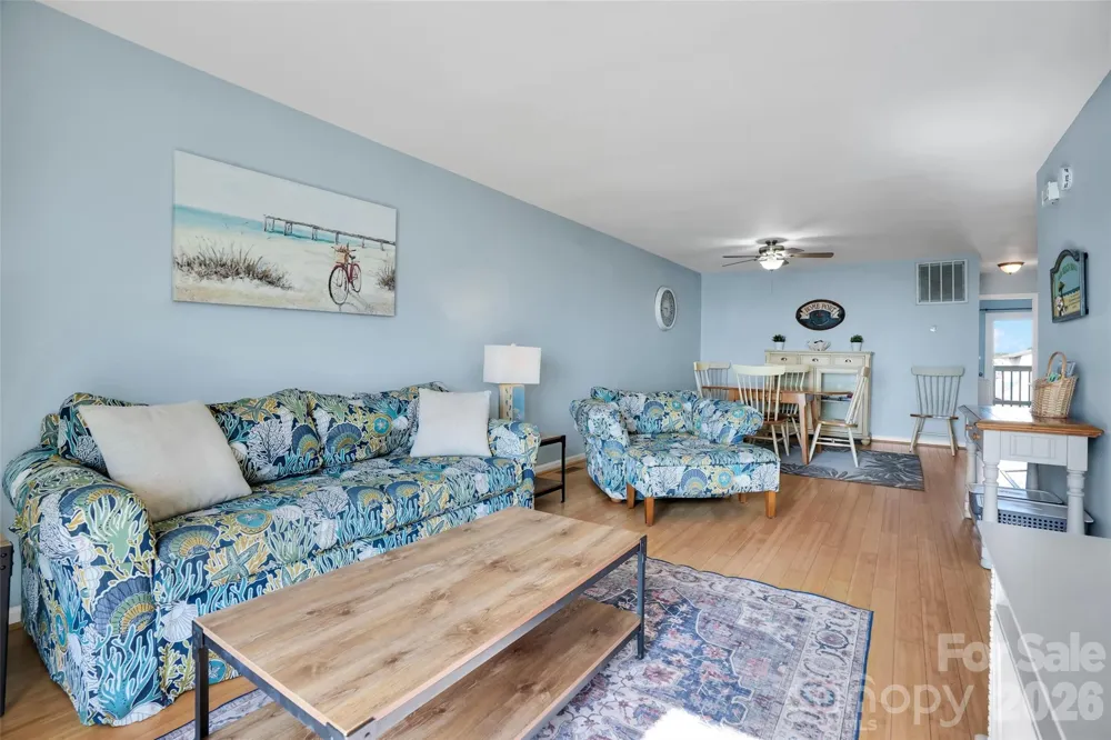 1013 Carolina Beach Avenue Carolina Beach, NC 28428