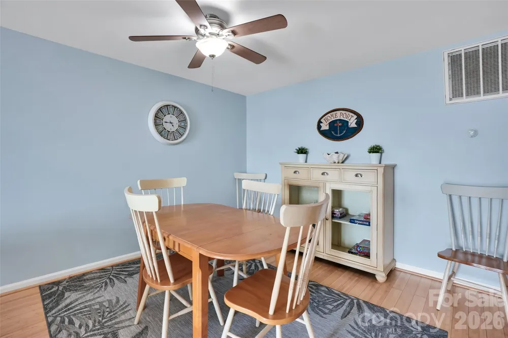 1013 Carolina Beach Avenue Carolina Beach, NC 28428