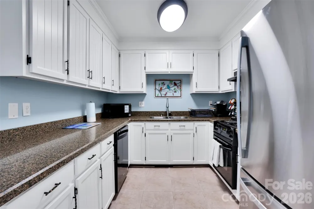 1013 Carolina Beach Avenue Carolina Beach, NC 28428