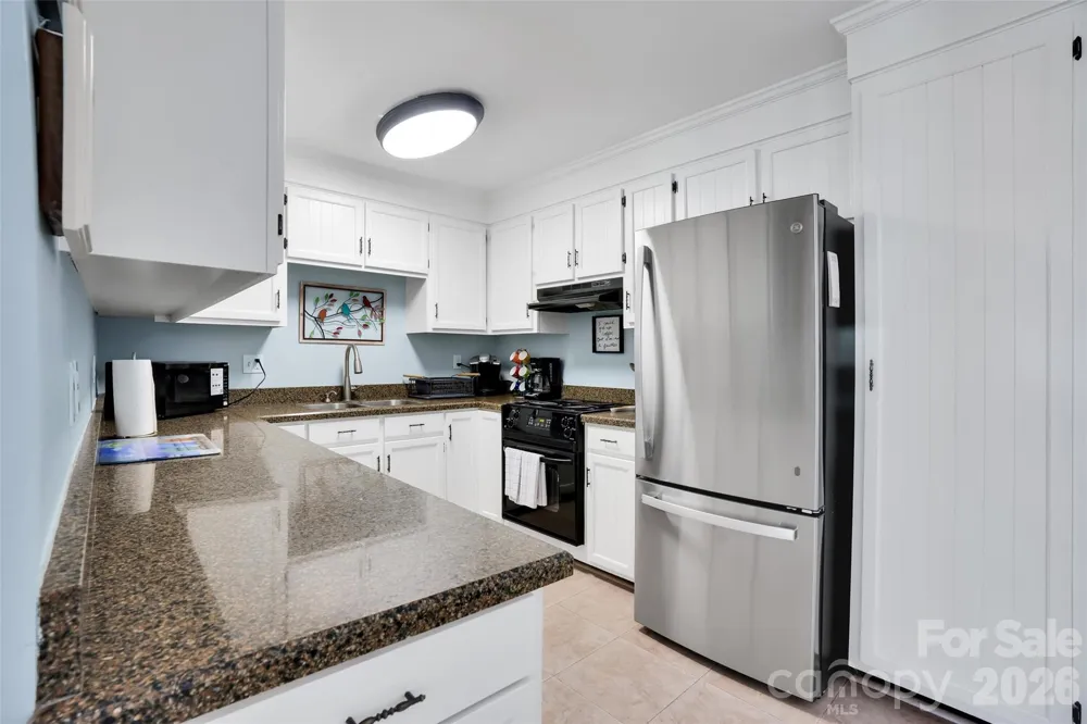 1013 Carolina Beach Avenue Carolina Beach, NC 28428
