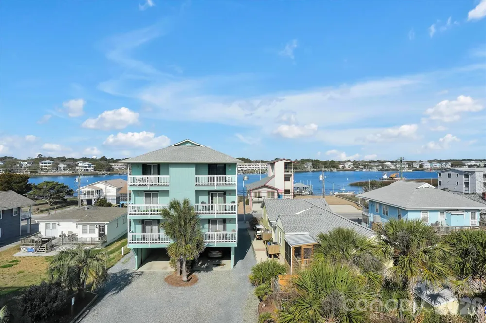 1013 Carolina Beach Avenue Carolina Beach, NC 28428