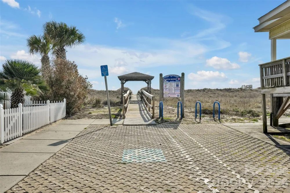 1013 Carolina Beach Avenue Carolina Beach, NC 28428