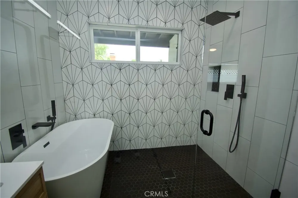 820 Iris Imperial Beach, CA 91932