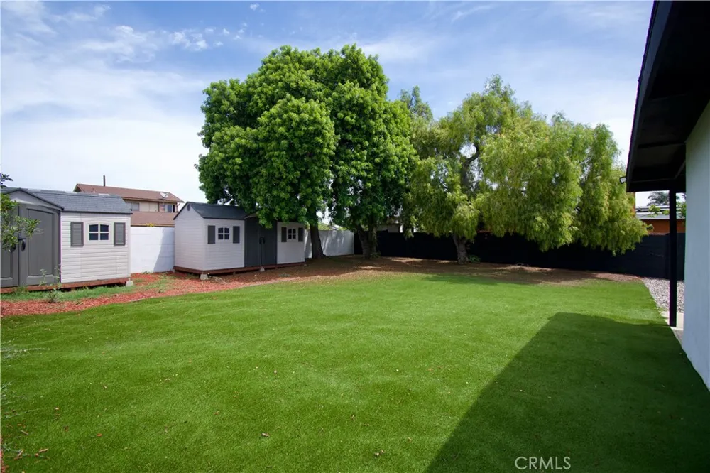 820 Iris Imperial Beach, CA 91932