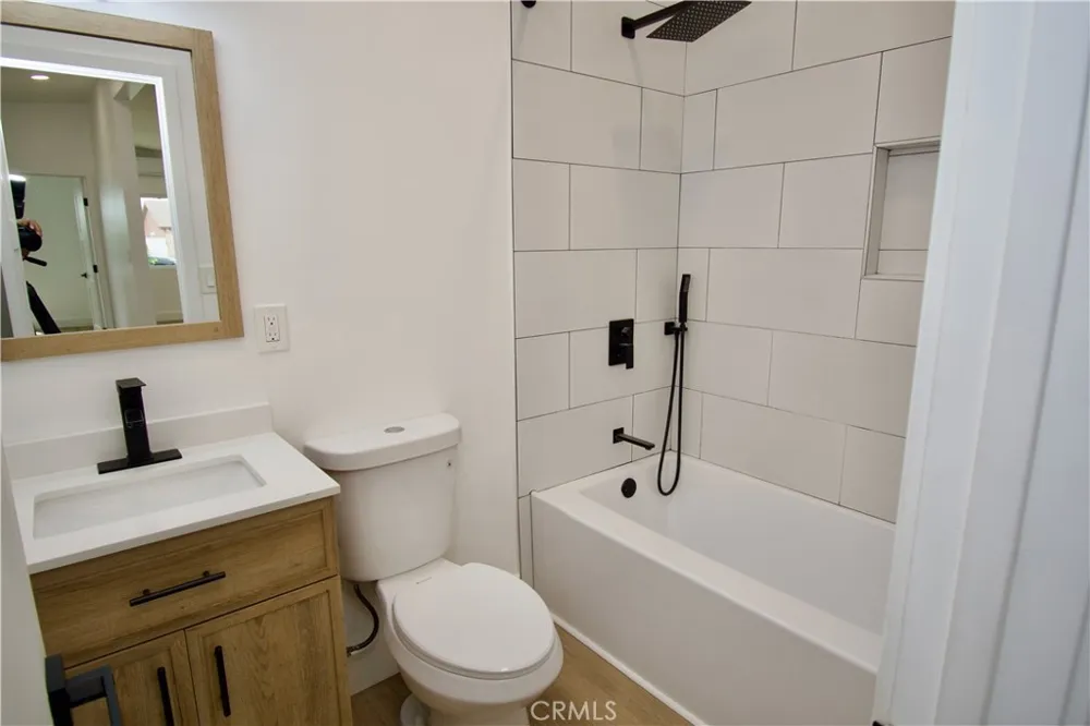 820 Iris Imperial Beach, CA 91932