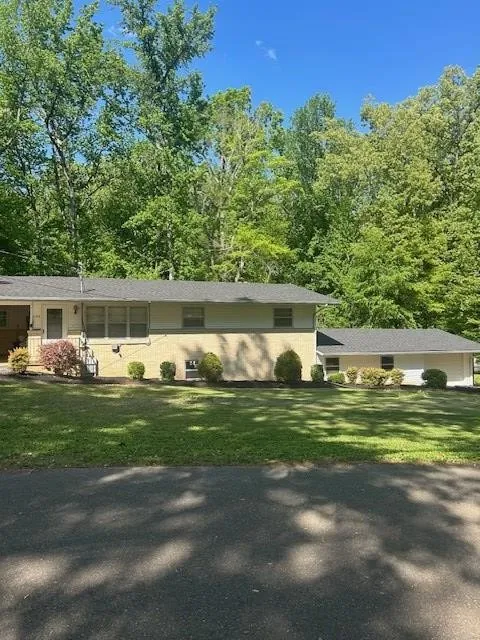 253 Woodland Acres Rd Paris, TN 38242