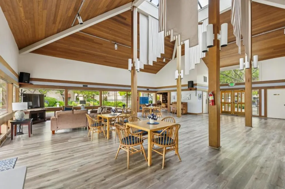 443 Alberto Way #B218 Los Gatos, CA 95032