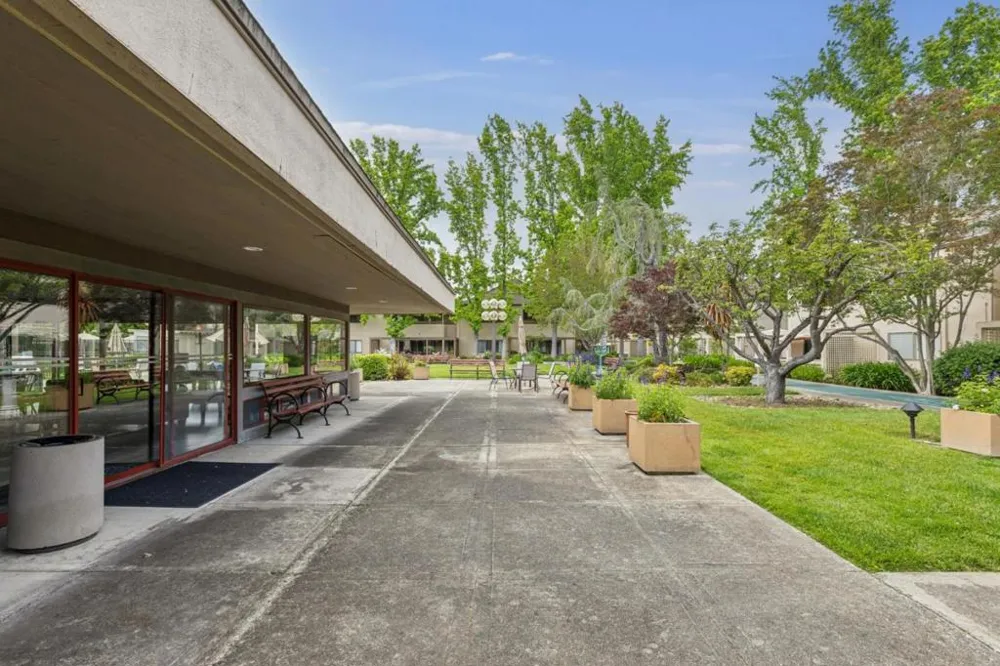443 Alberto Way #B218 Los Gatos, CA 95032