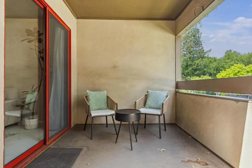 443 Alberto Way #B218 Los Gatos, CA 95032