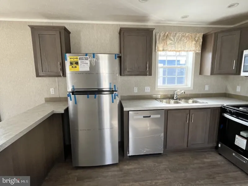 409 OAK DRIVE Green Lane, PA 18054