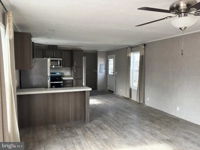 409 OAK DRIVE Green Lane, PA 18054
