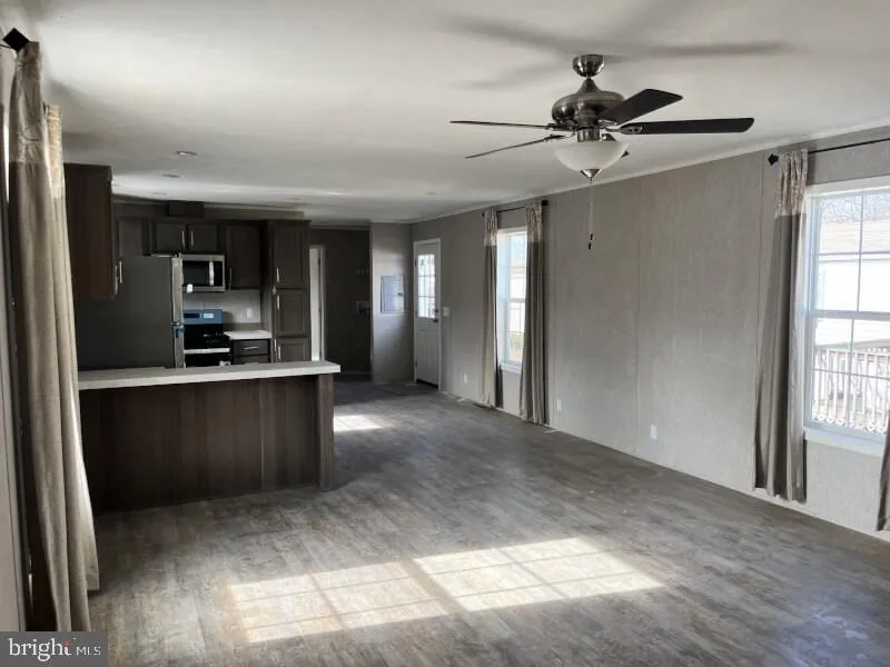409 OAK DRIVE Green Lane, PA 18054