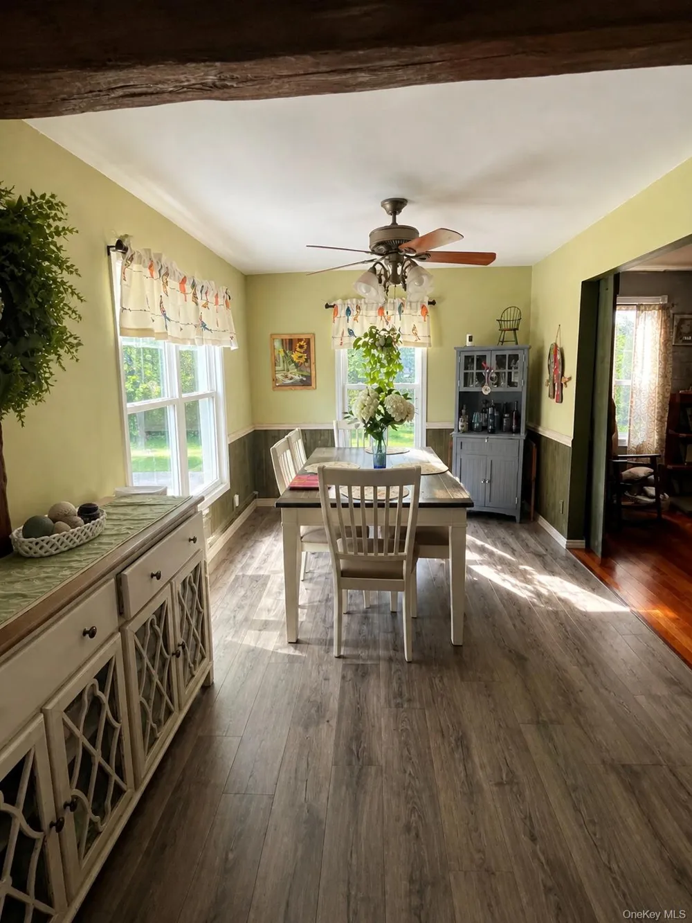 533 Montauk Highway Westhampton Beach, NY 11978