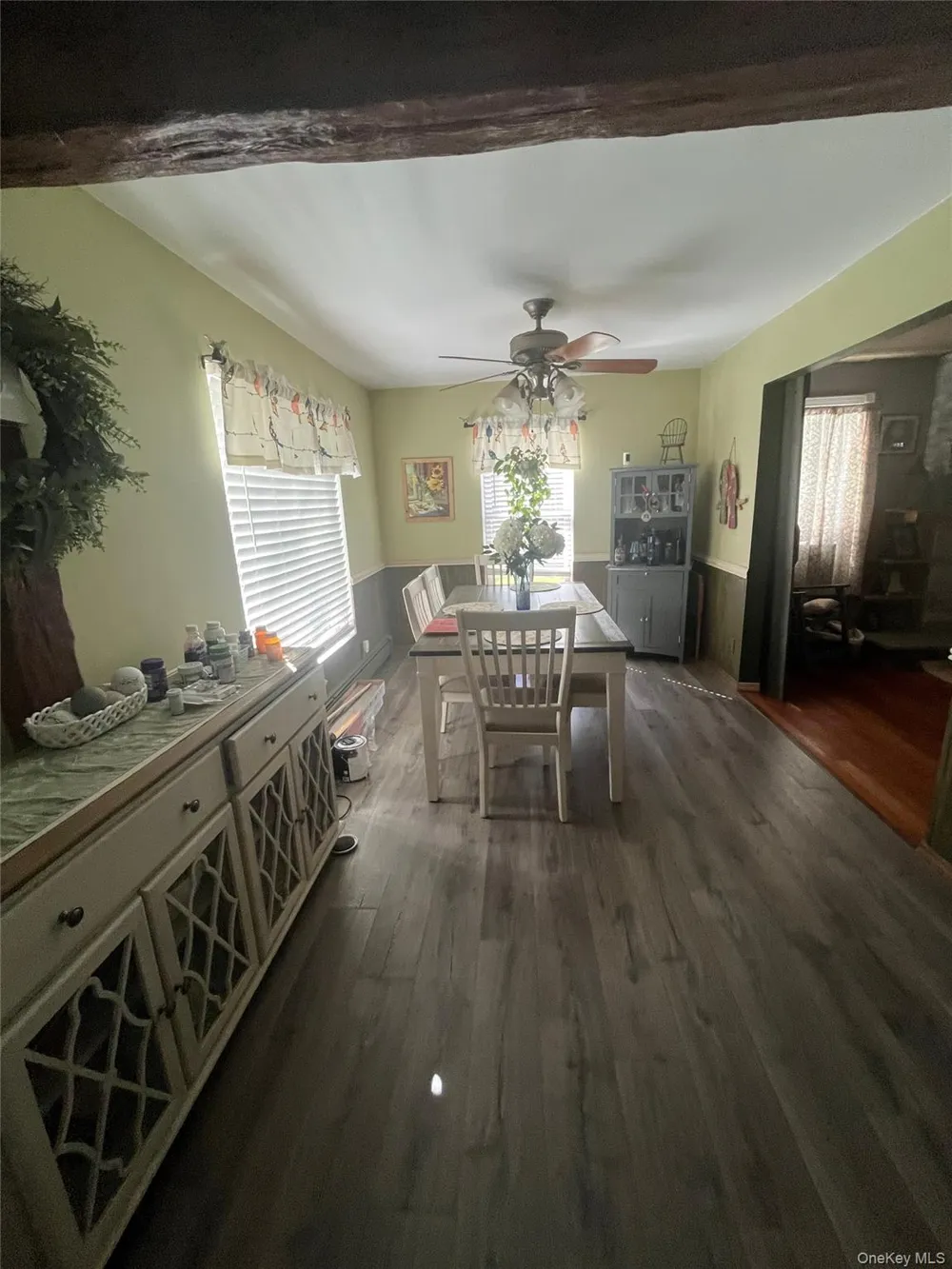 533 Montauk Highway Westhampton Beach, NY 11978