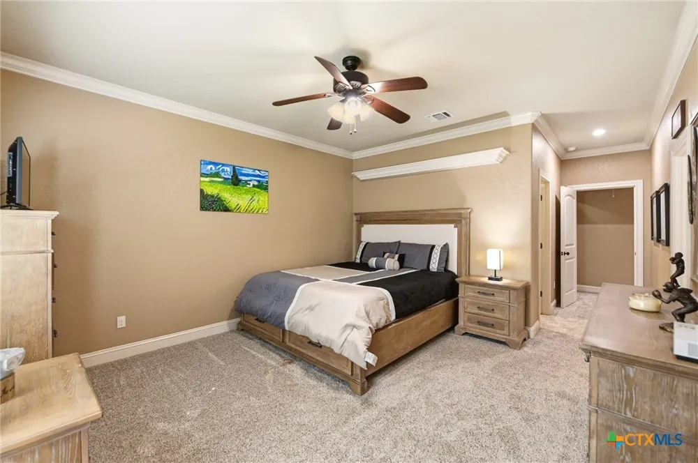 324 Heavens Way San Antonio, TX 78260