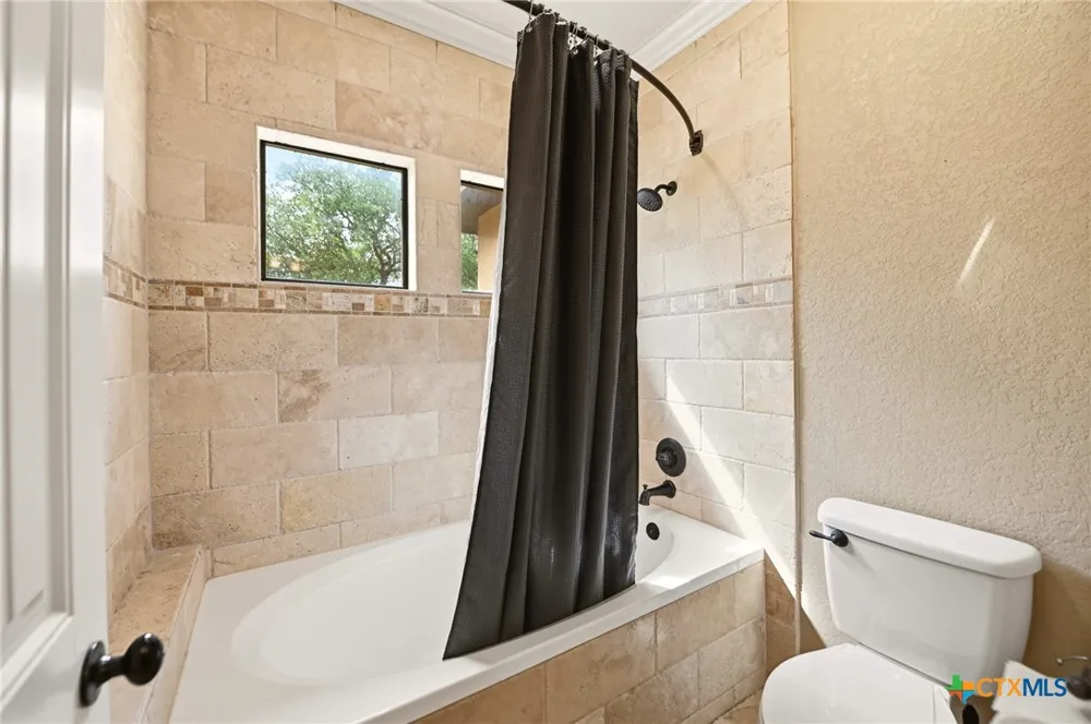 324 Heavens Way San Antonio, TX 78260