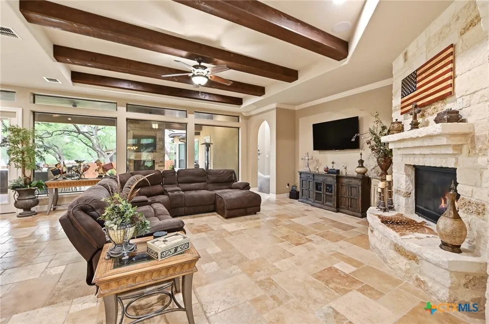 324 Heavens Way San Antonio, TX 78260