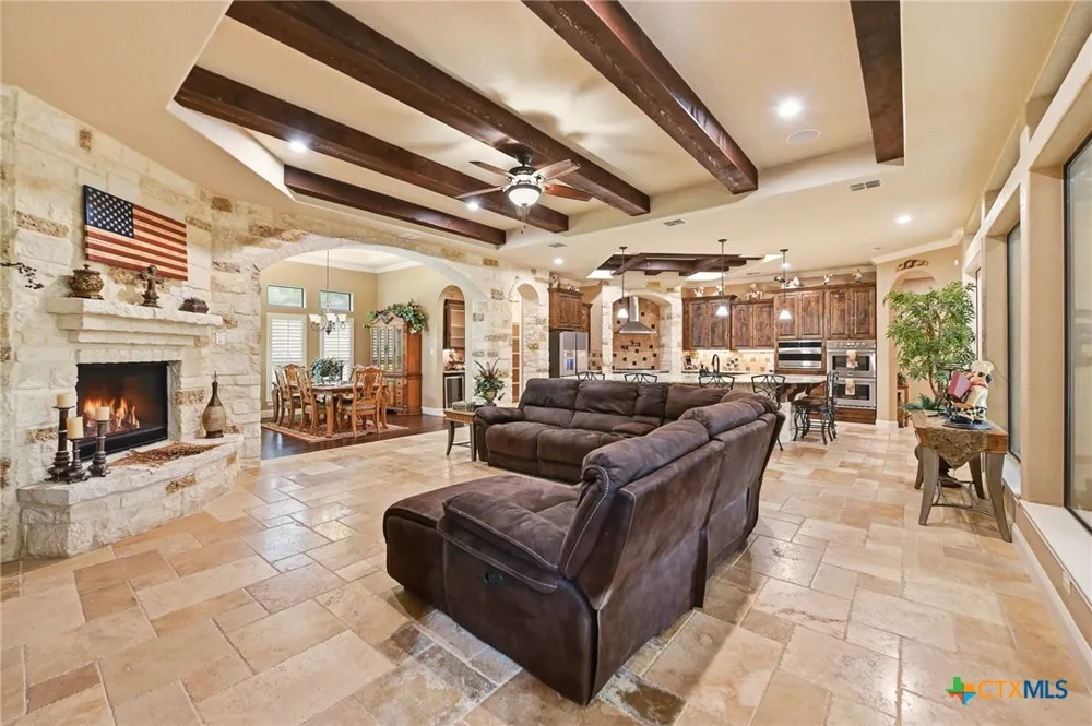 324 Heavens Way San Antonio, TX 78260
