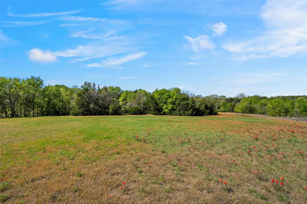 14690 Chapel Road Lorena, TX 76655
