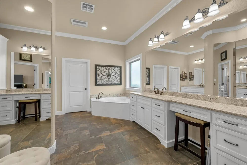 14690 Chapel Road Lorena, TX 76655