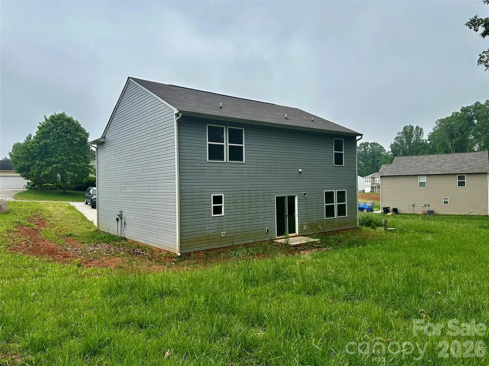 1050 Glenbriar Court Woodleaf, NC 27054