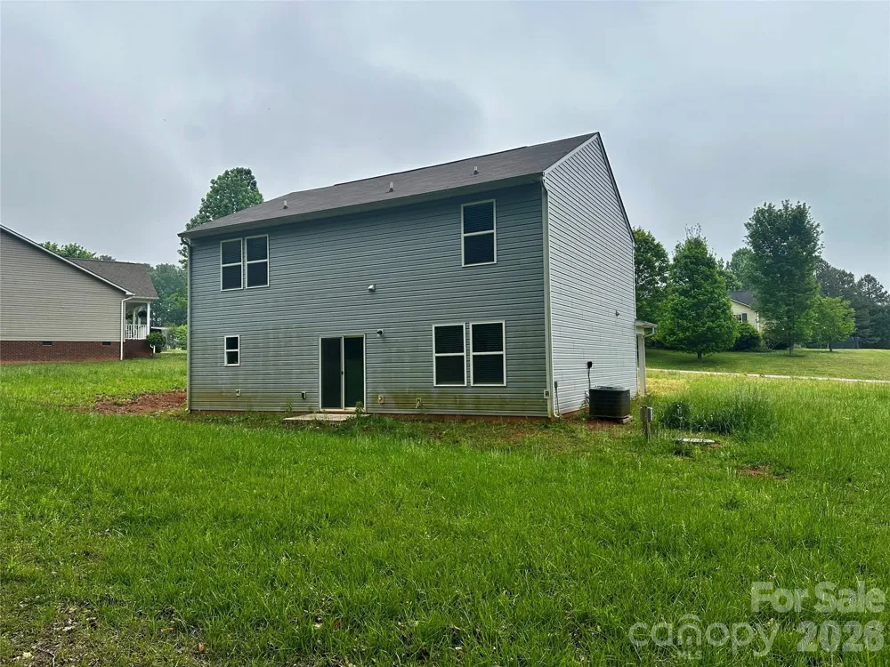 1050 Glenbriar Court Woodleaf, NC 27054