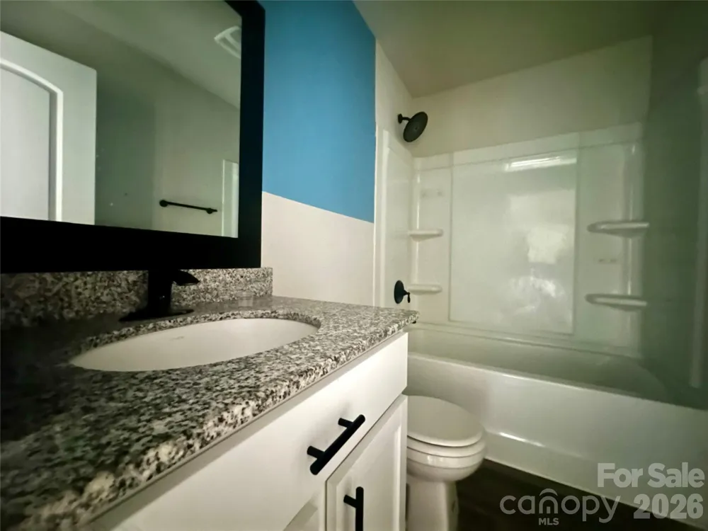 1050 Glenbriar Court Woodleaf, NC 27054