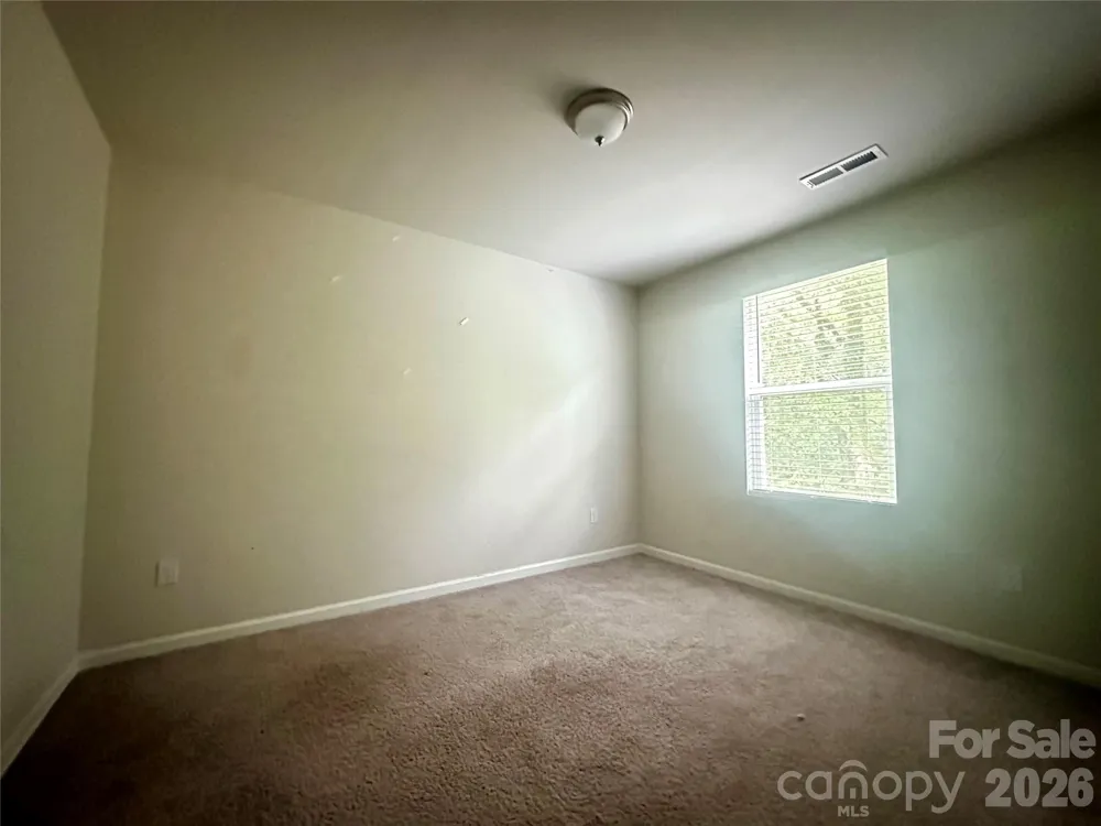 1050 Glenbriar Court Woodleaf, NC 27054