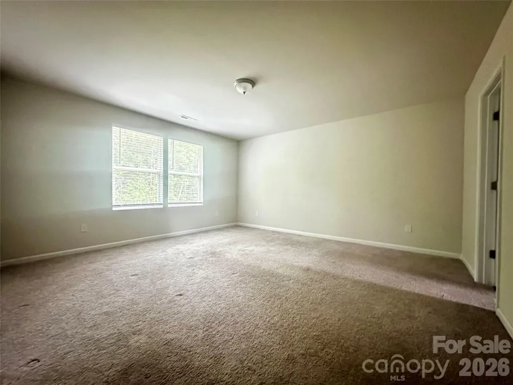1050 Glenbriar Court Woodleaf, NC 27054
