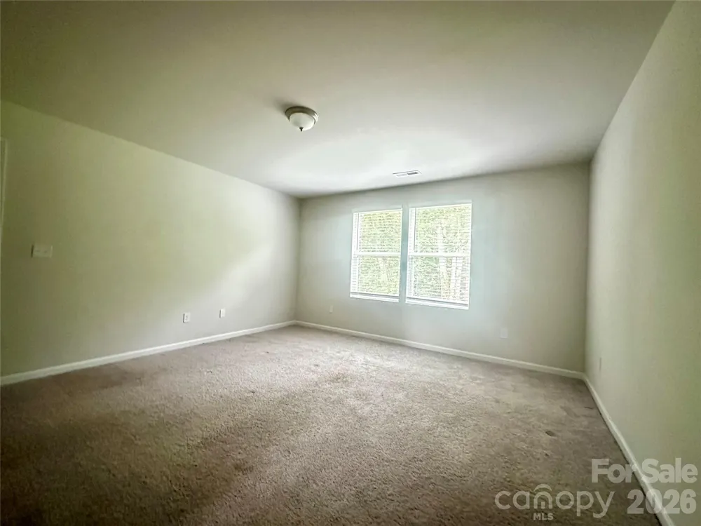 1050 Glenbriar Court Woodleaf, NC 27054