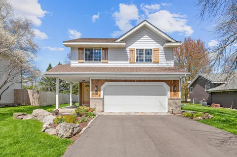 1400 Field Creek Circle