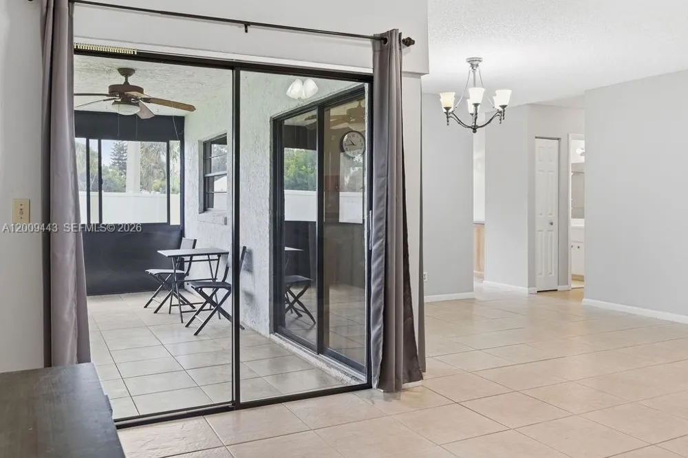 6125 Elsinore Cir Green Acres, FL 33463