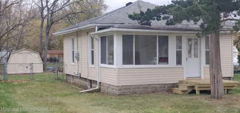 8 Maple Street