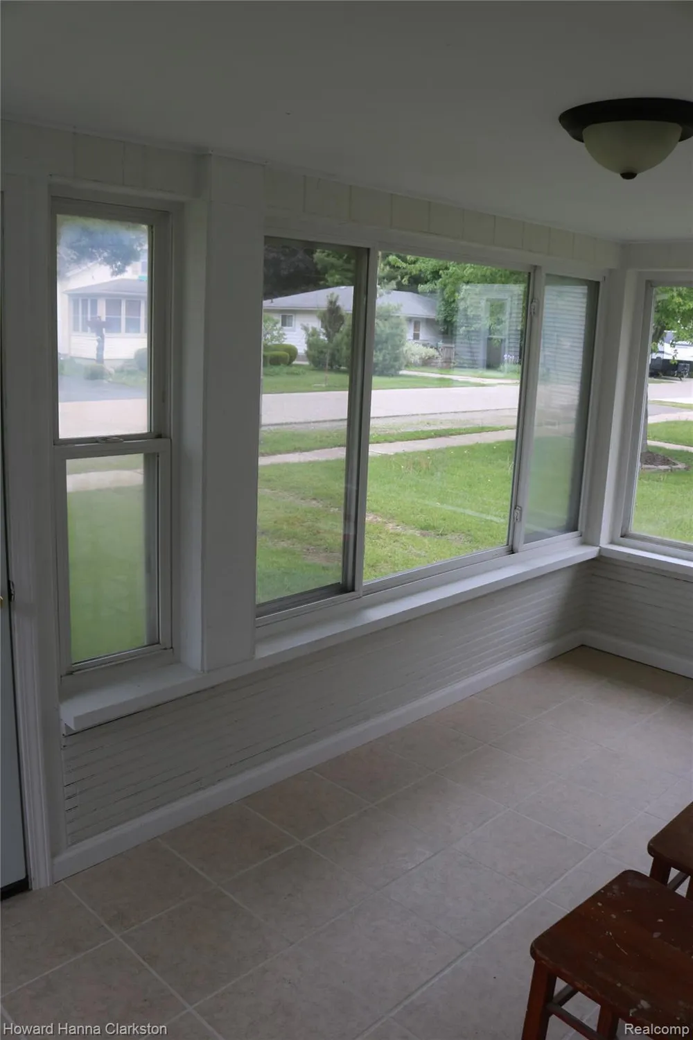 8 Maple Street Oxford Village, MI 48371