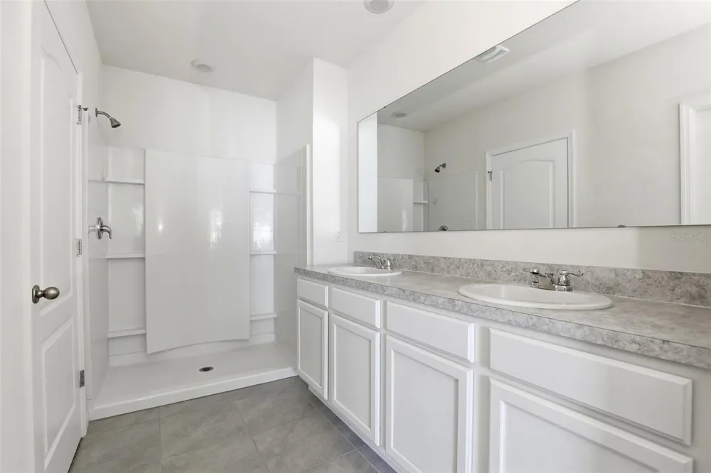 6777 HUNTLEIGH HAMMOCK ROAD Harmony, FL 34773