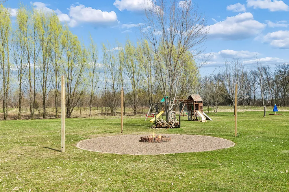 13556 355th Street Lindstrom, MN 55045