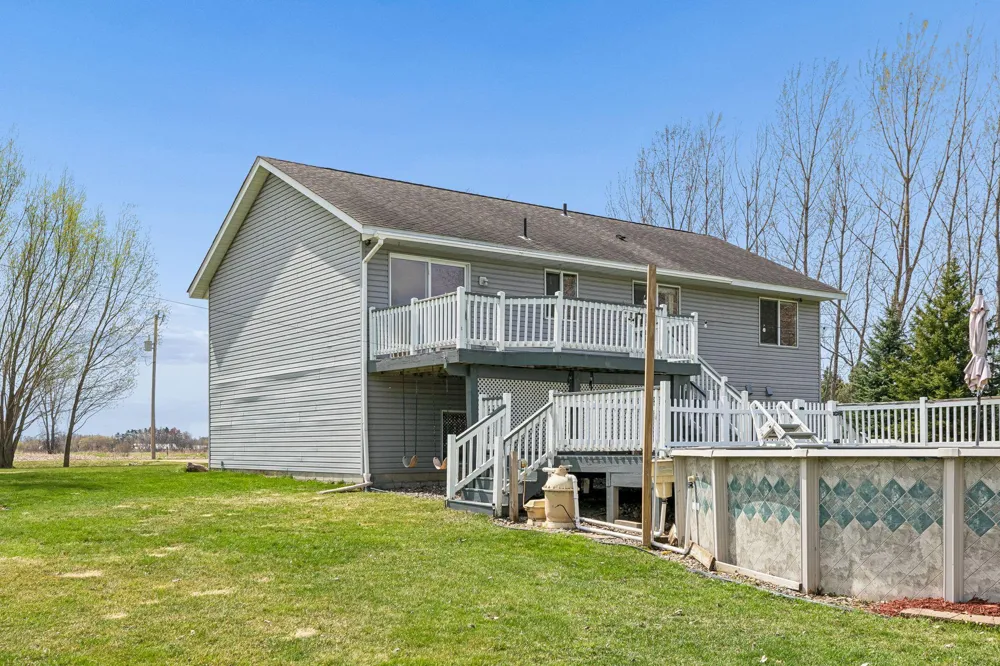 13556 355th Street Lindstrom, MN 55045
