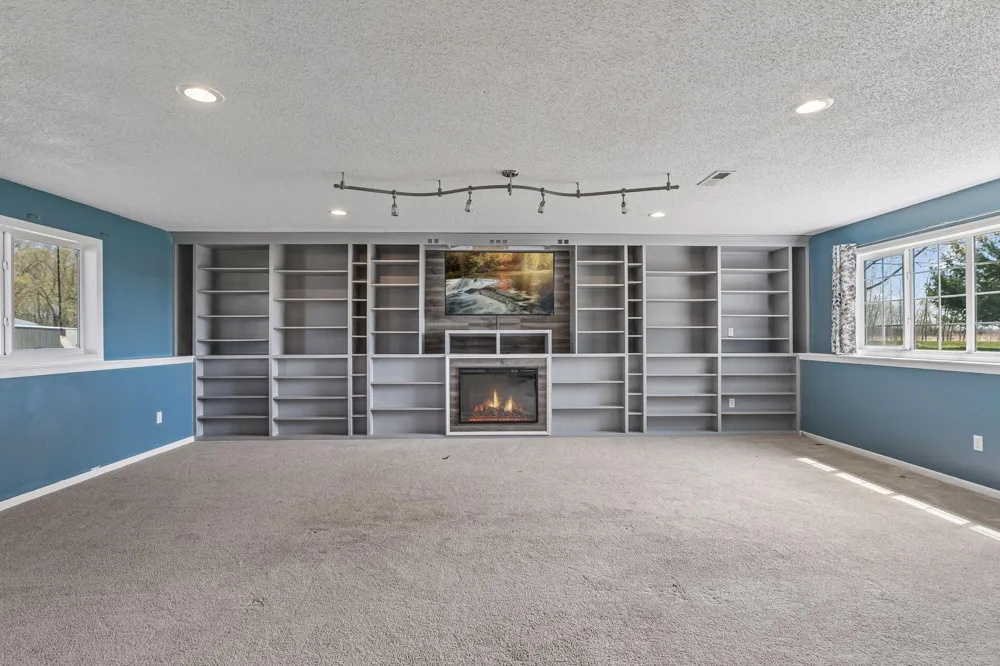 13556 355th Street Lindstrom, MN 55045