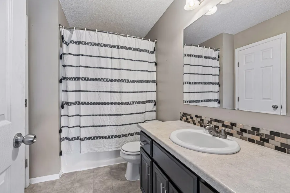 13556 355th Street Lindstrom, MN 55045