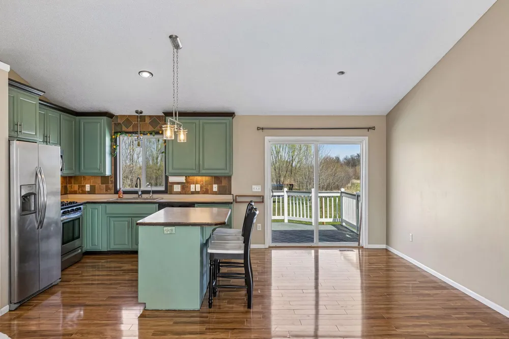 13556 355th Street Lindstrom, MN 55045