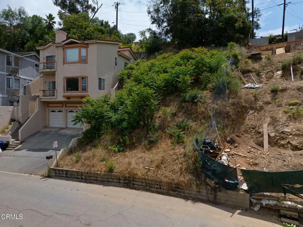 2131 Hanscom Drive South Pasadena, CA 91030