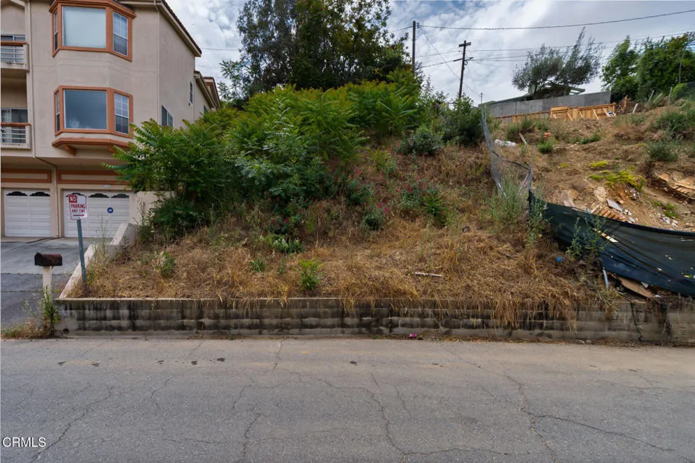 2131 Hanscom Drive South Pasadena, CA 91030
