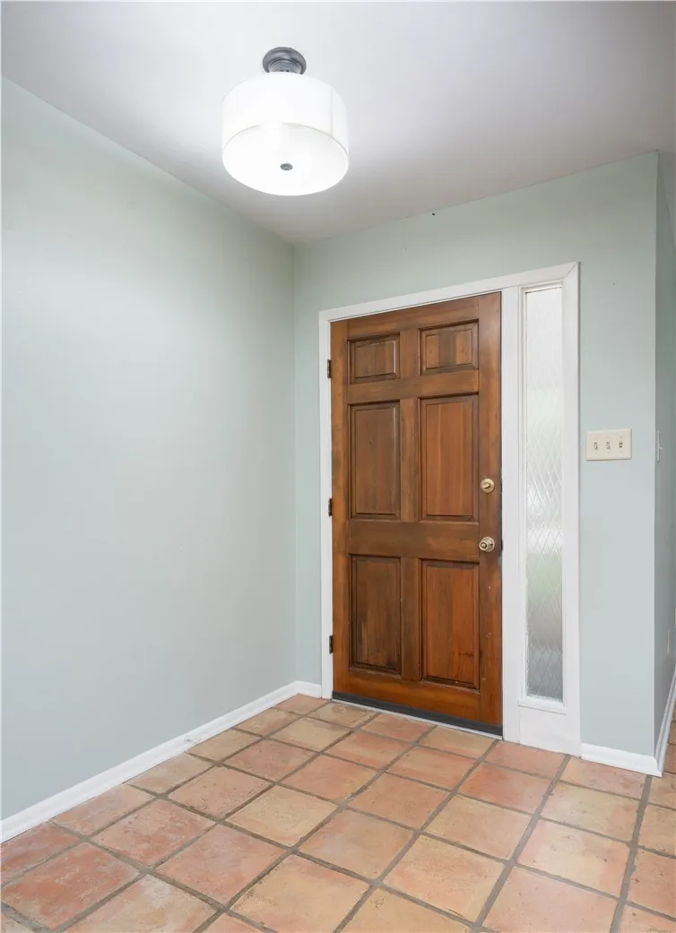 750 Retama Avenue Taft, TX 78390