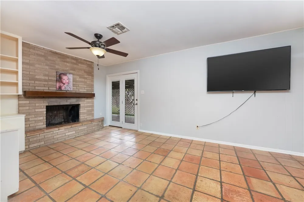 750 Retama Avenue Taft, TX 78390