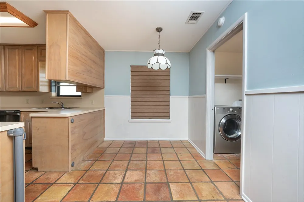 750 Retama Avenue Taft, TX 78390