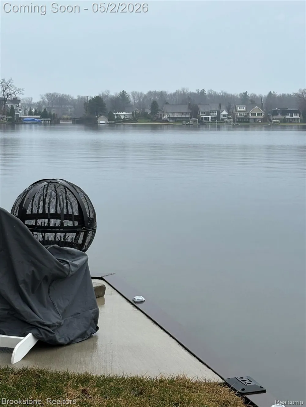 208 Brittain Drive Lake Orion Village, MI 48362