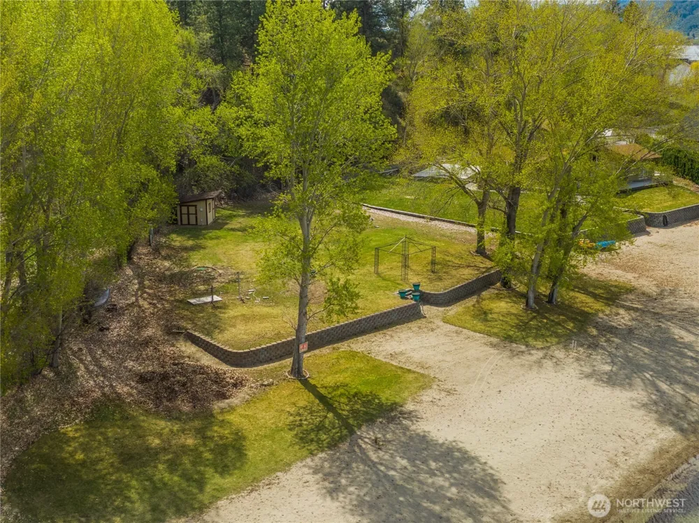 41 Champerty Road Oroville, WA 98844